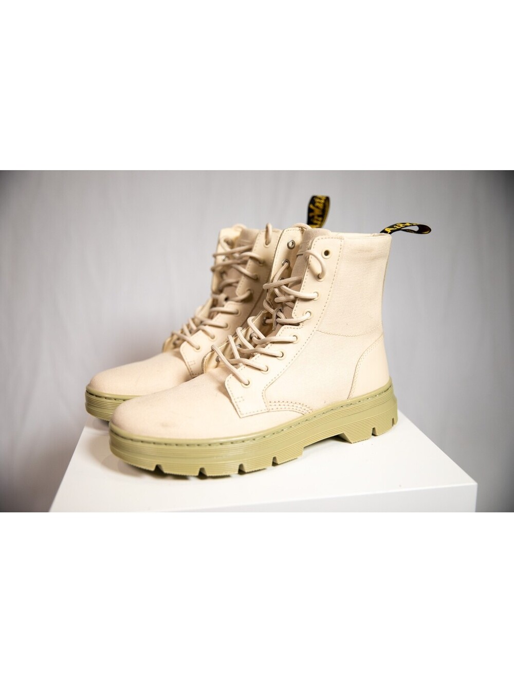 Dr. Martens Boots Parchment Beige Combs Canvas Milled Coated Leather Men's 10
